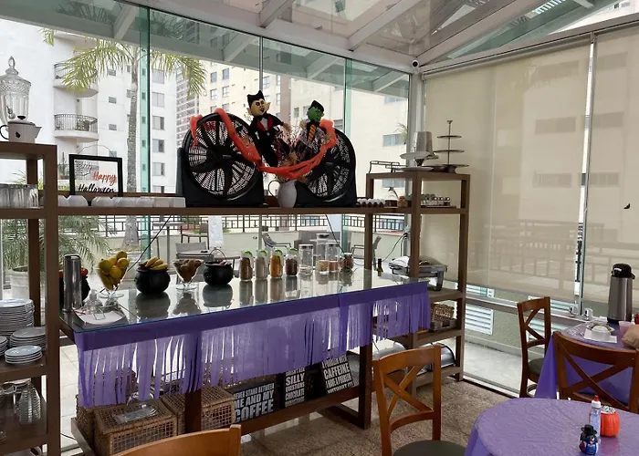Upper Hotel